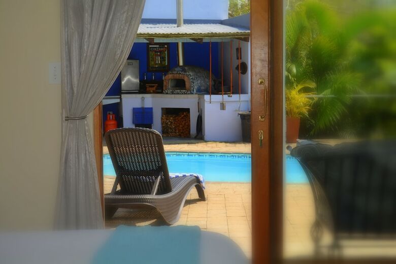 Bed & Breakfast Turtle Bay Lodge