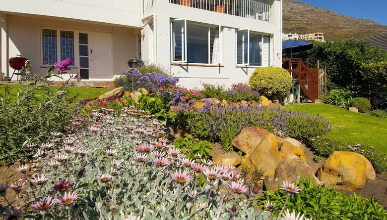 Apartamentos Restio Garden Studio