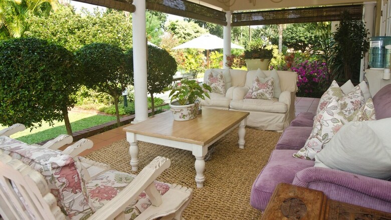 Cornerway Bed And Breakfast