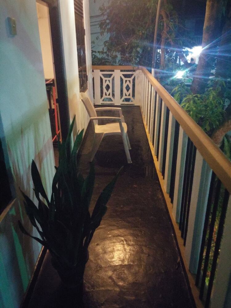 Hotel Bird House Unawatuna