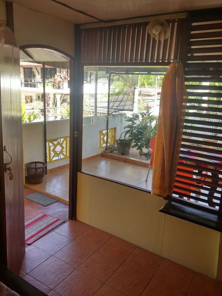 Hotel Bird House Unawatuna
