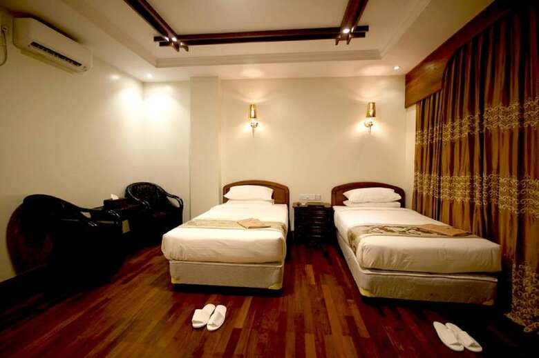 Famous Hotel Bagan