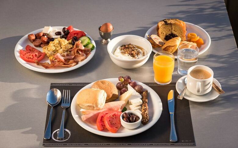 Famous Hotel Bagan