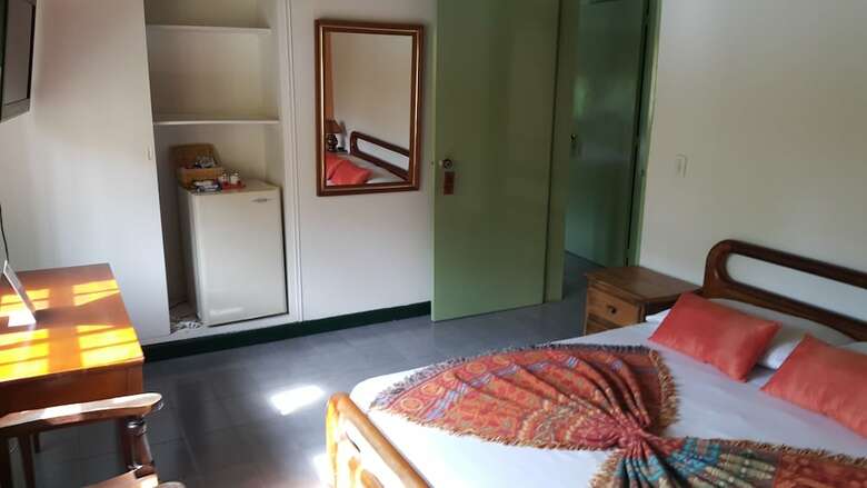 Hotel La Casa Amarela