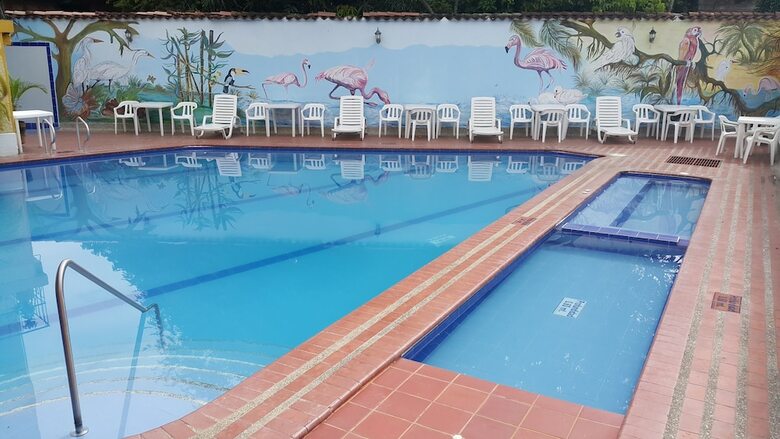 Hotel La Casa Amarela