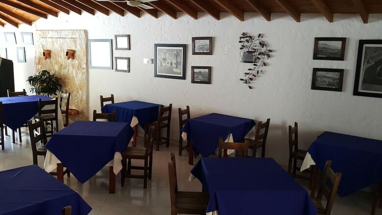 Hotel La Casa Amarela