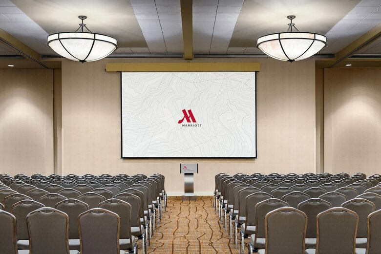 The Lincoln Marriott Cornhusker Hotel