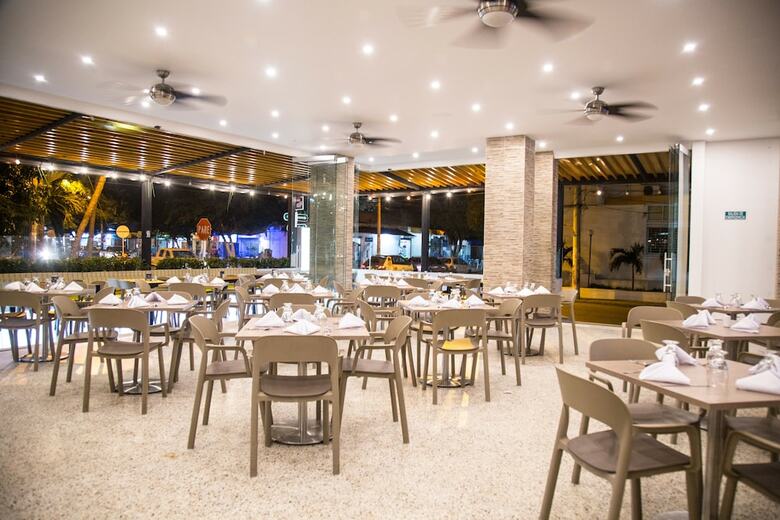 Hotel Portobahia