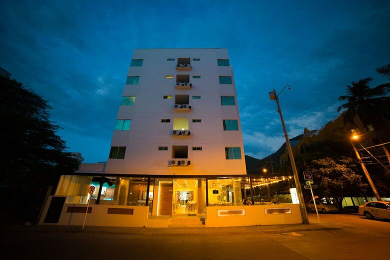 Hotel Portobahia