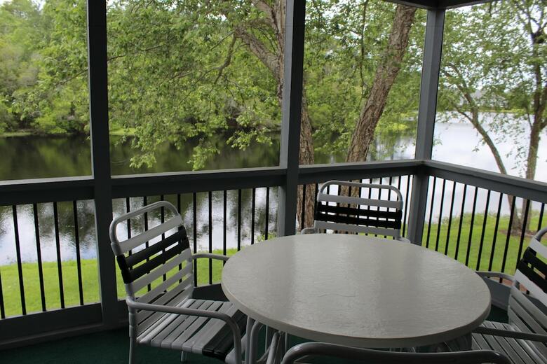 Windjammer Villas I