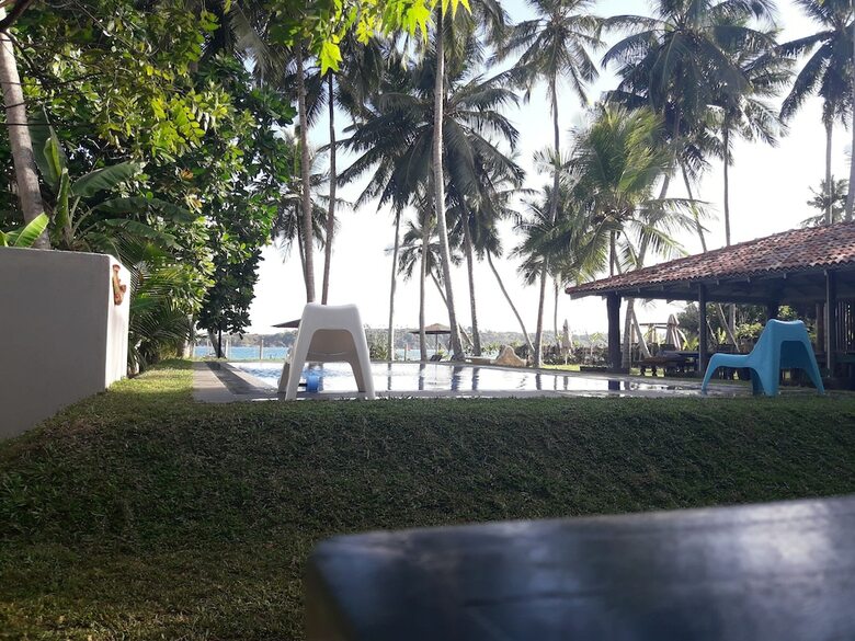 Hotel Esperanza Beach