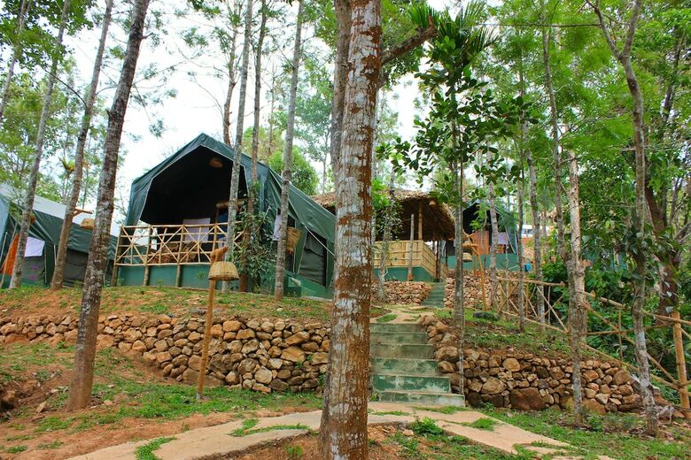 Hotel Season7 Nature Resort