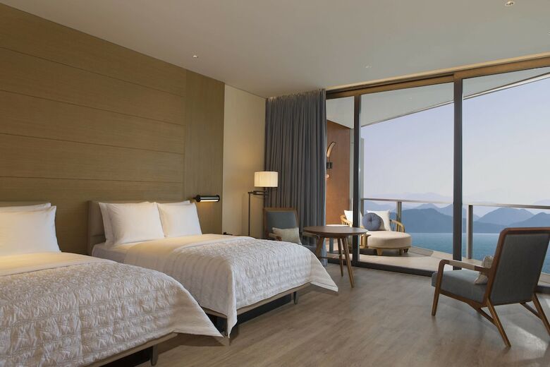 Hotel Le M�ridien Xiaojing Bay