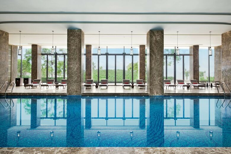 Hotel Le M�ridien Xiaojing Bay