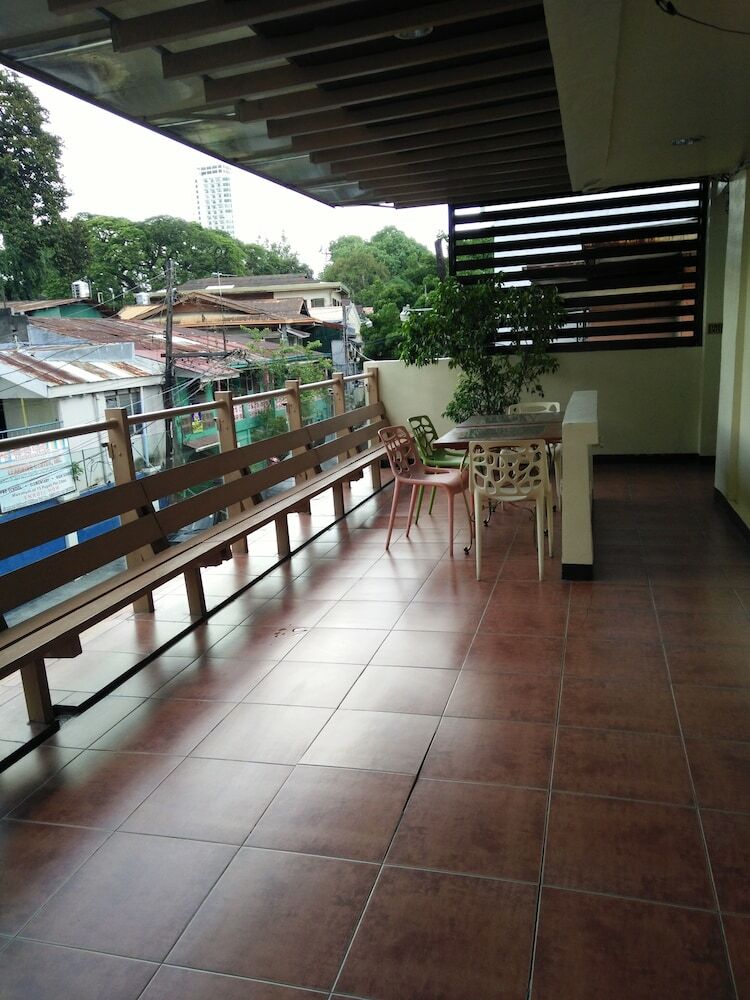 Hotel Go Land Pension House