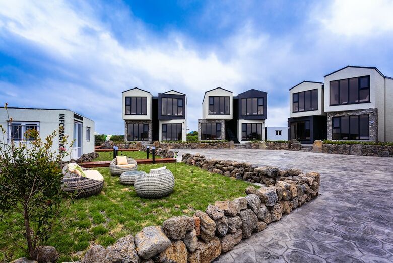 De Reve Jeju