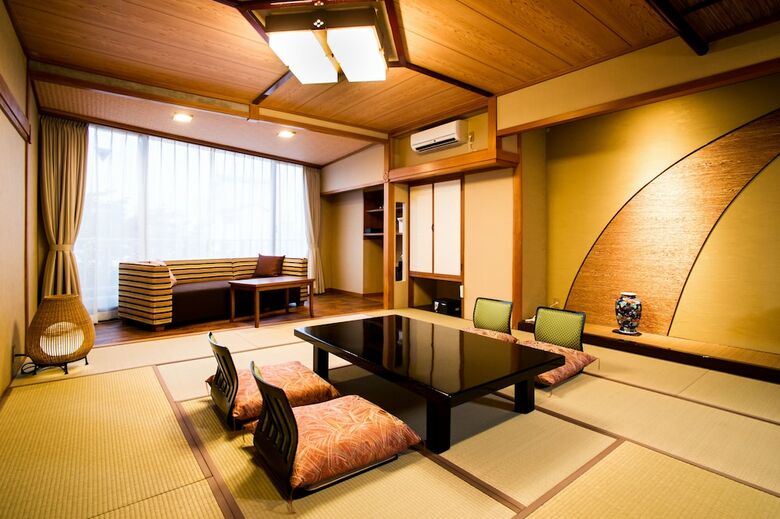 Hotel Shinyu No Yado Sazana