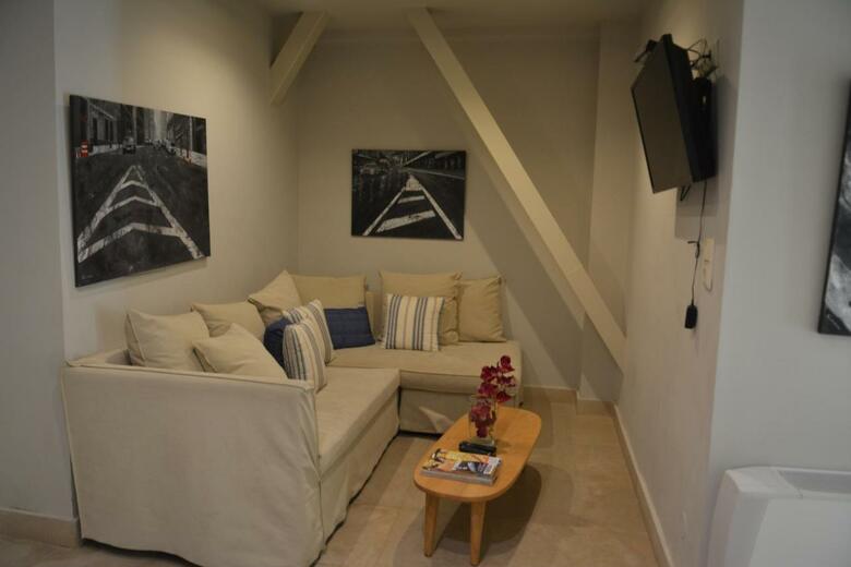 Hotel Candia Suites & Rooms