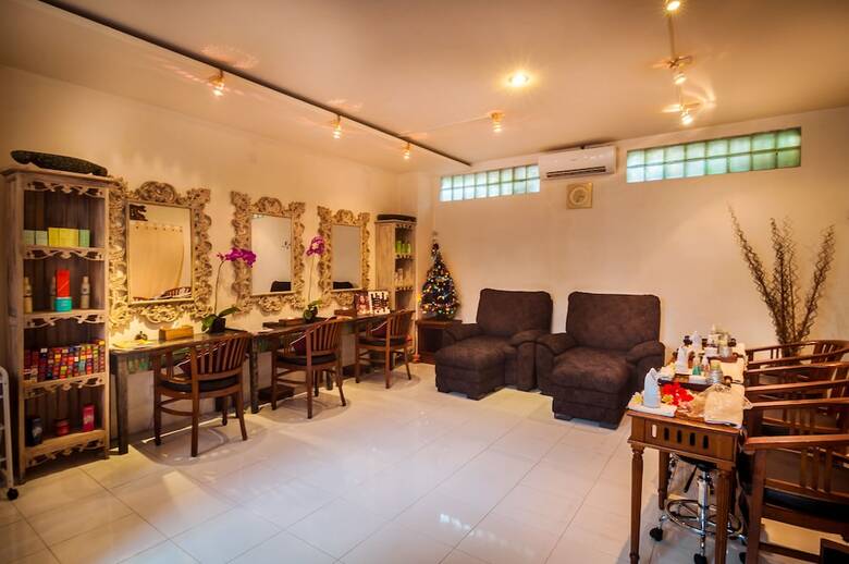 Apartamento Melasti Kuta Bungalows & Spa