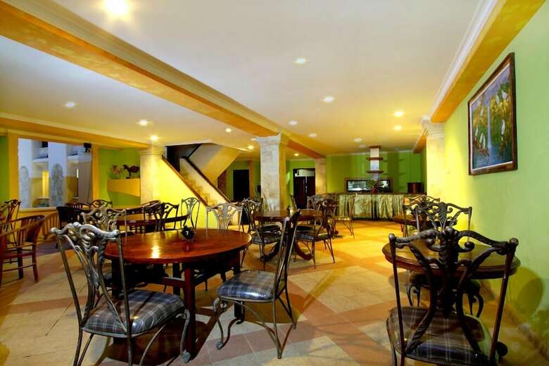 Nathan Hotel