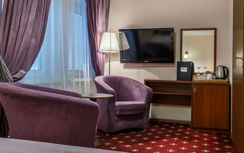 Mayak Hotel