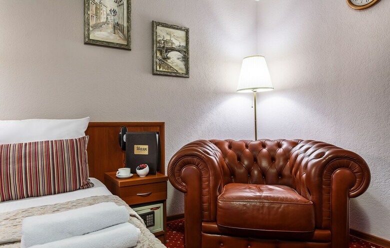 Mayak Hotel