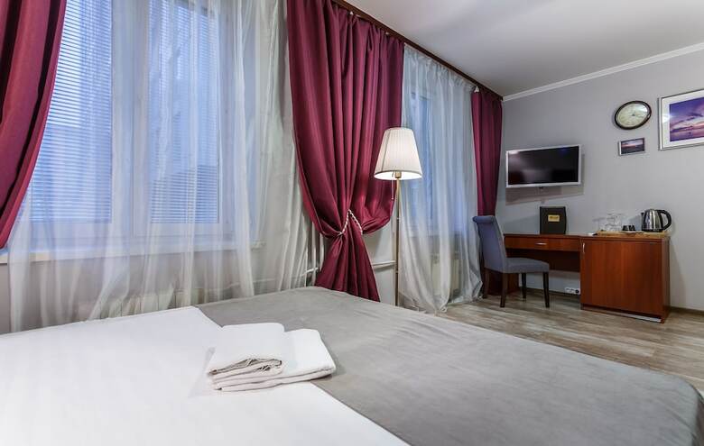 Mayak Hotel