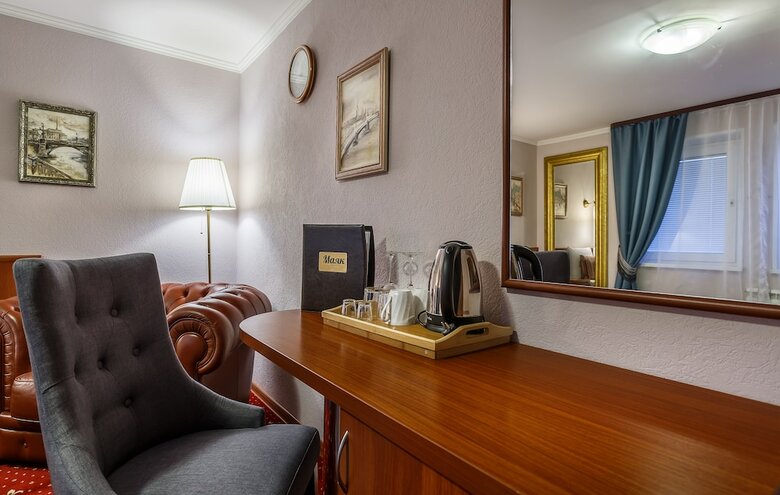 Mayak Hotel