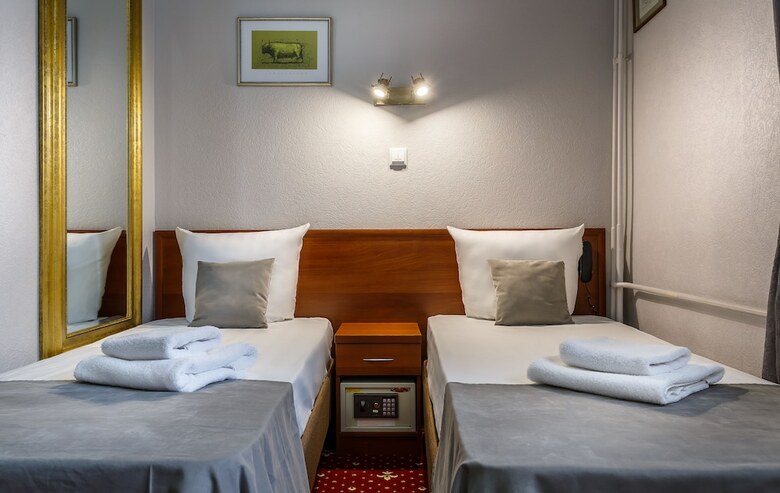 Mayak Hotel