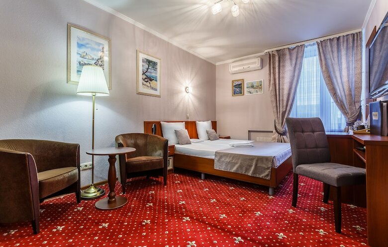 Mayak Hotel
