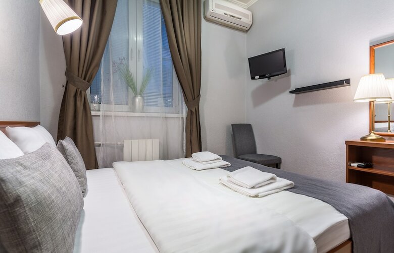 Mayak Hotel