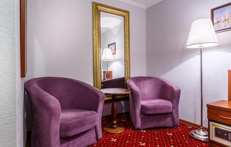 Mayak Hotel