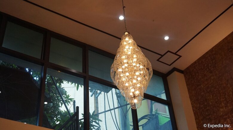 Urban Travellers Hotel