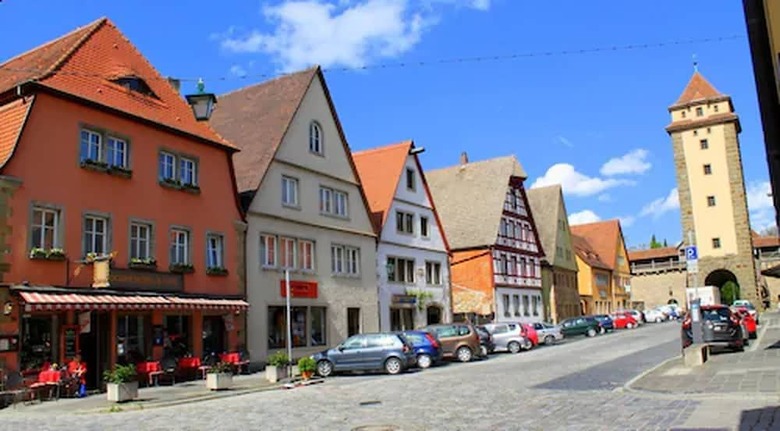 Hocher Hotel & Caf�