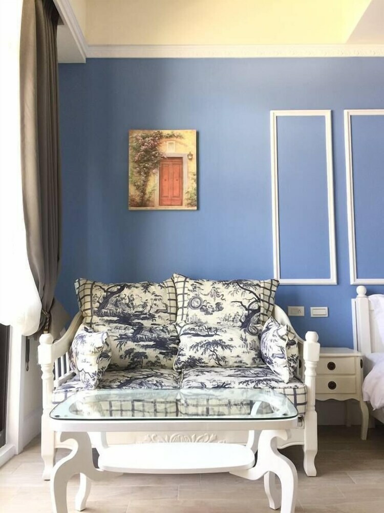 Hotel Slowly Inn