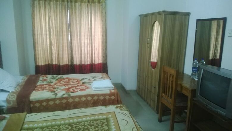 Hotel Traveller Inn