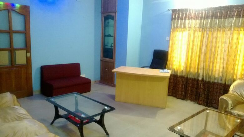 Hotel Traveller Inn
