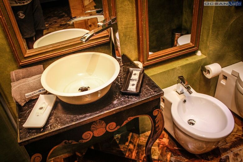 Hotel Ocean Caf� Suites