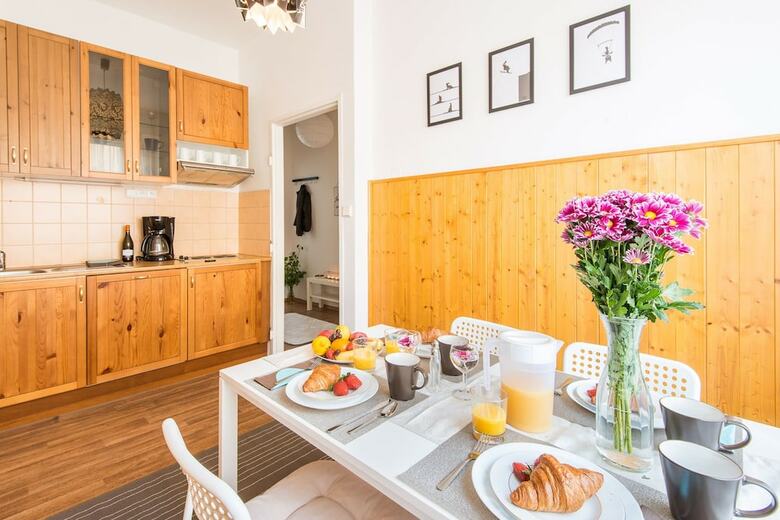Na Zborenci Apartments
