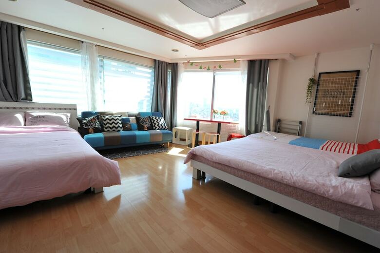 Hostal Hongdae Guesthouse - Hostel