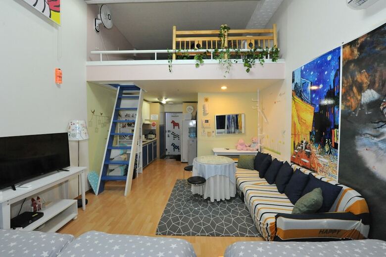 Hostal Hongdae Guesthouse - Hostel