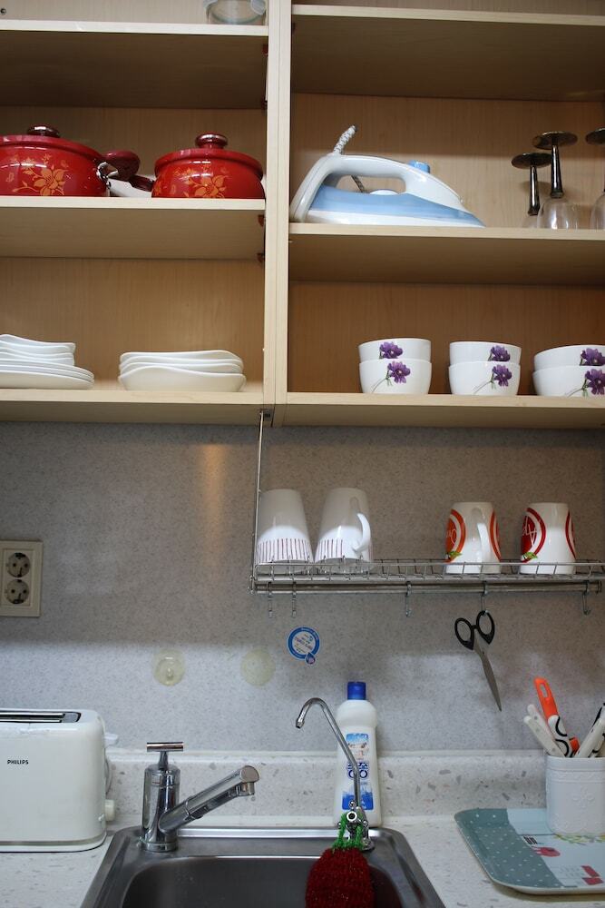 Hostal Hongdae Guesthouse - Hostel