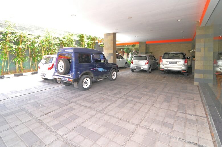 Hotel Airy Legian Sunset Road Nakula 9 Kuta Bali