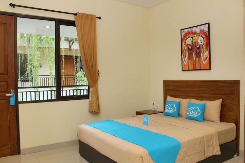 Hotel Airy Denpasar Barat Pura Demak 4 Bali