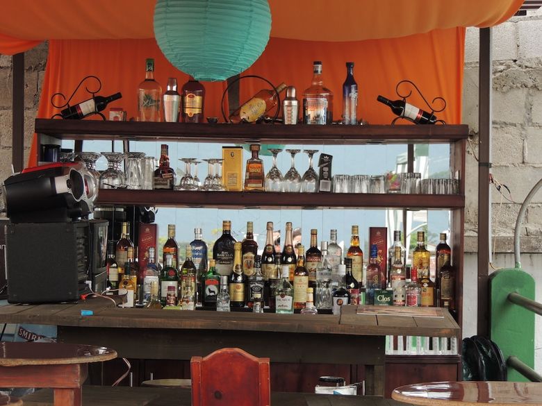 Hostal Feathers Hotel And Lounge