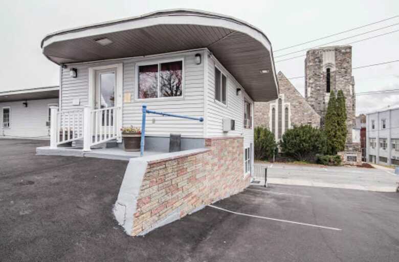 Motel Royal Inn Claremont
