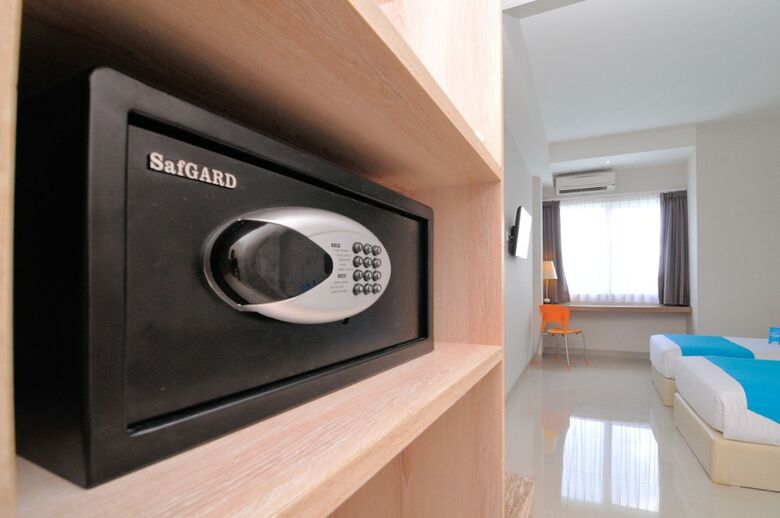 Hotel Airy Denpasar Barat Gunung Salak 78 Bali