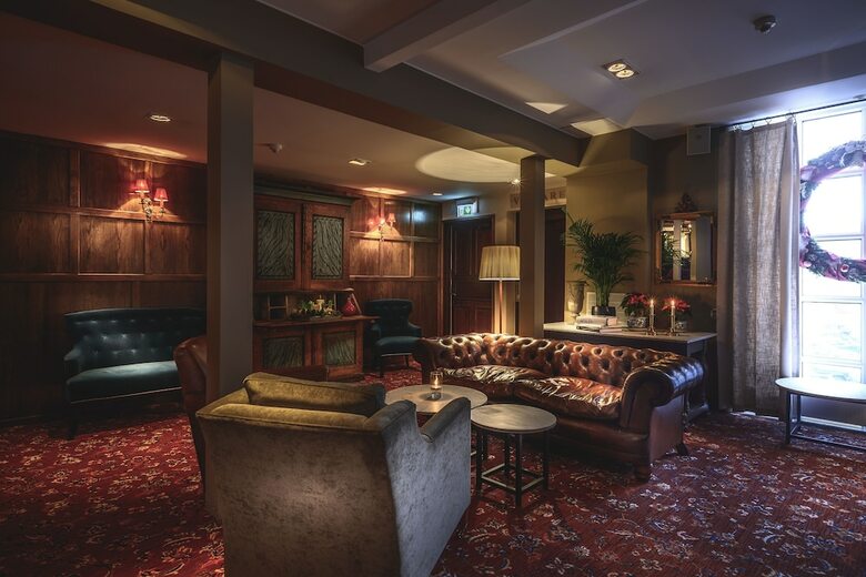 Hotel �reg�rden