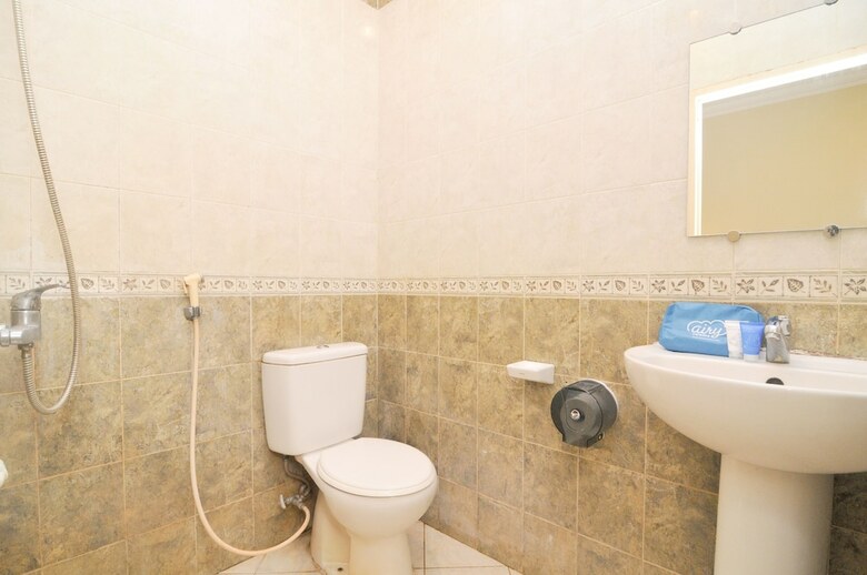 Hotel Airy Ujung Pandang Maricaya Kijang Makassar