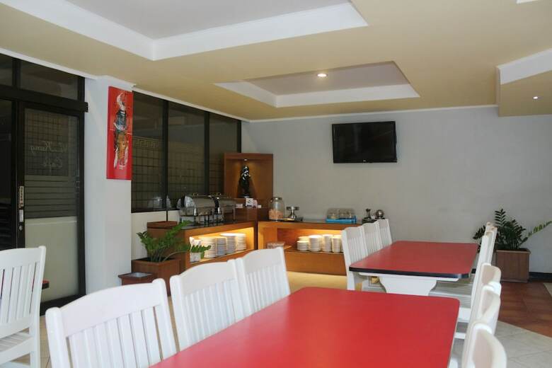 Hotel Airy Denpasar Selatan Bypass Ngurah Rai 660 Bali